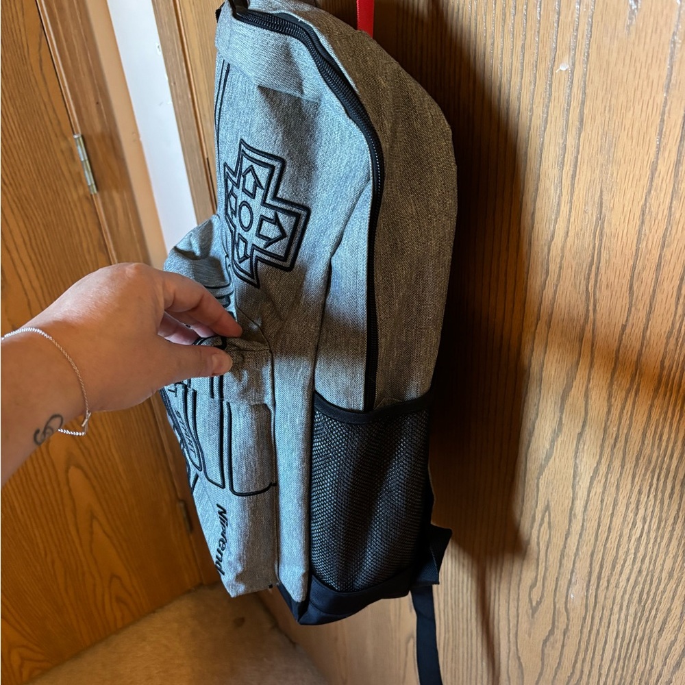 Nintendo Controller Backpack - Picture 5 of 7